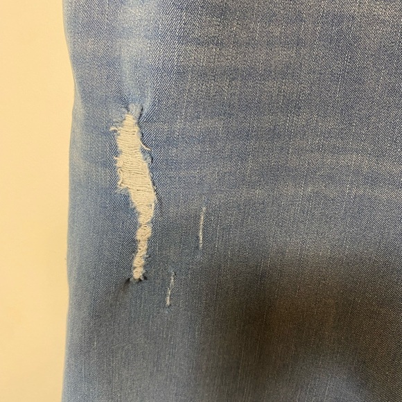 Betabrand Light Wash Distressed Pull On Stretchy Straight Jeans Size Large - Picture 8 of 12
